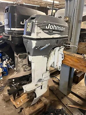 1999 Johnson 50 Hp Carb 2-Stroke 20  Outboard Boat Motor Evinrude 40 60 70 • $2600