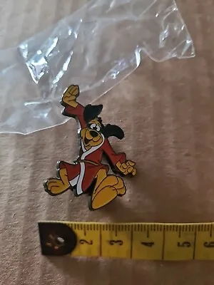 Hong Kong Phooey Karate Metal & Enamel Pin Badge New  • £5.95