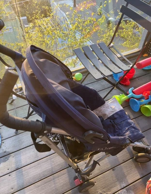 £30 • Buy Maclaren Quest Stroller Navy