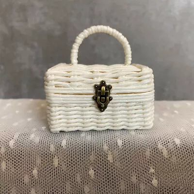 Handmade 1/6 Scale Dollhouse Miniature Picnic Basket Luggage Cosmetic Case  • $14.69