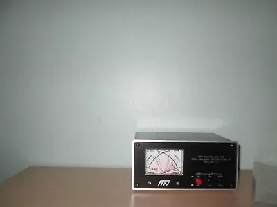 Mfj Deluxe Vhf/uhf Peak Reading Swr/watt Meter Model Mfj-817 • $37.75