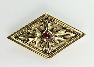 Vintage MFA Museum Of Fine Arts Cabochon GARNET Leaf Design Bar Pin Brooch • $39.99