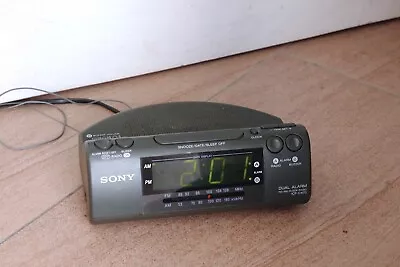 SONY Dream Machine ICF-C470    Dual Alarm Clock AM/FM Radio • $38