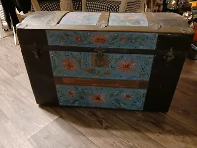 ANTIQUE 19th Century DOME TOP Painted TIN STEAMER TRUNK Humpback Smaller Model • $210