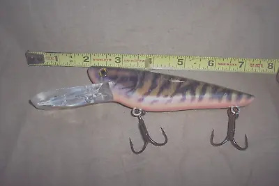 Musky Fishing Lure Muskie Lure Trolling 18' Deep Casting Lure Big Game Fish Pike • $19.95