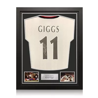 Ryan Giggs Signed Manchester United 1999 Away Football Jersey. Standard Frame • $513.50