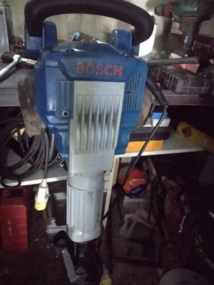 £300 • Buy Bosch Demolition Hammer 16-28