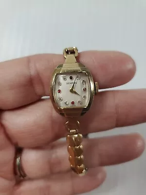 Vintage Benrus Ladies Watch 304996 • $24.99