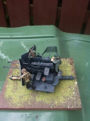 £14.99 • Buy 1 35    GERMAN  FLAK On Small Wood Base Static Model + Figures   Built   Painted