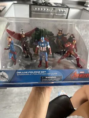 Marvel Avengers Deluxe Figure Set • £29.99