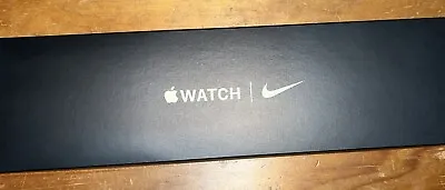 Apple Watch SE Nike GPS + Cellular 1st Gen • $275