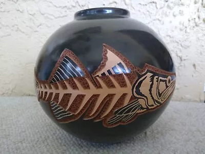 Enmanuel Maldonado Pottery Vessel With Fish Nicaraqua • $64.95