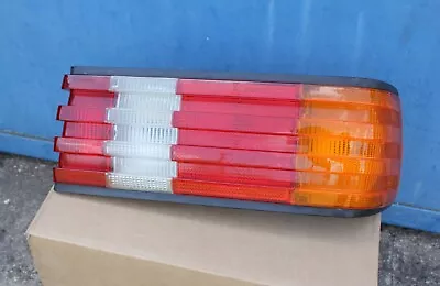 Genuine Mercedes-benz Mb W126 Se Sel C126 Sec Rear Tail Light Right Europe Oem • $225