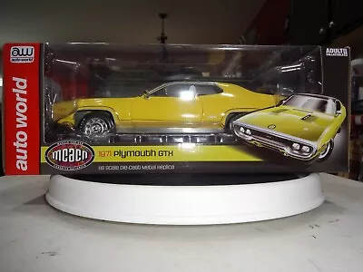 Auto World 1971 Plymouth GTX 1/18Yellow W/Black 1/2 Vinyl Top • $80