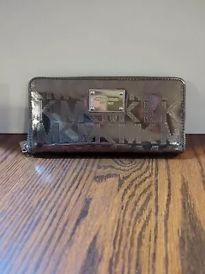 Michael Kors Metallic Wallet • $44.99