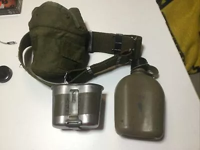 1986 Vintage U.S. Army Water Canteen Green Military With Cover With Cup Strap • $19.99