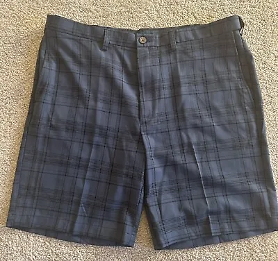 HAGGAR Men's Cool 18 PRO Classic-Fit Stretch Pleated 9.5  Shorts Size 40 Blue • $15