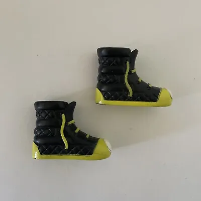 Monster High Dolls Sized Shoes 1st Wave Holt Hyde Boy Shoes Yellow Black • $10.50