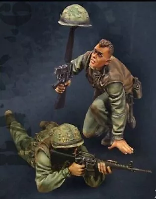 Unpainted 1/35 USMC Soldiers Vietnam War 1955 Resin Figure Model Kit Unassembled • £16.16