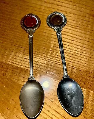 Vintage Teaspoons (2) Coronation 1953 Queen Elizabeth 11 • £10