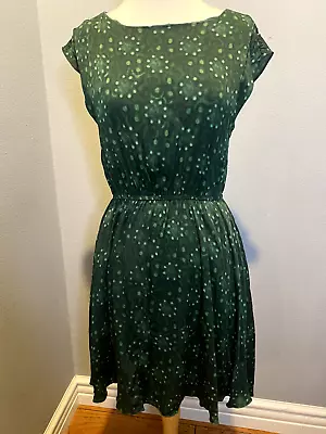 ALICE And Olivia Dotted Pleaded Green Midi Dress Size Small • $39.99