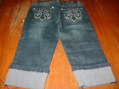  Girls Size 10 LA Idol  Embellished Capri Jeans      NWT  • $30