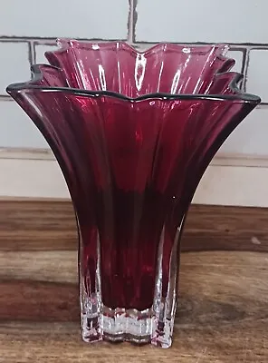 Vera Wang Vase Cranberry Garden Terrace Square Flared Glass 7 1/2   • $12.99