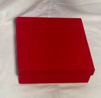 Marshall Fields Frango Cake - Plain Velvet Covered Empty Square Box  Red  7 1/2  • $15.99