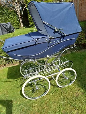 Silver Cross Kensington Coach Built Pram • £550