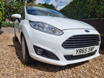 £5895 • Buy 2015 Ford Fiesta 1.0T Zetec, 1 Previous Keeper, Serv History, ***£0 Road Tax***