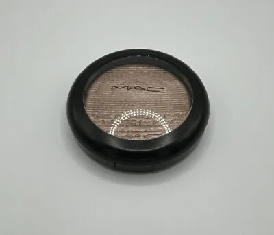 Mac Extra Dimension Skinfinish Superb 0.31 Oz. Liquid Powder Highlighter • $14.90