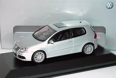 Vw Golf 5 V R32 3.2 V6 4-motion Reflex Silver 1:43 Minichamps (dealer Model) • $683.78