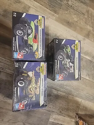 AMT Ertl Grave Digger Monster Jam Truck Model Kits 1/25 Scale Lot Of 3 Kits • $200
