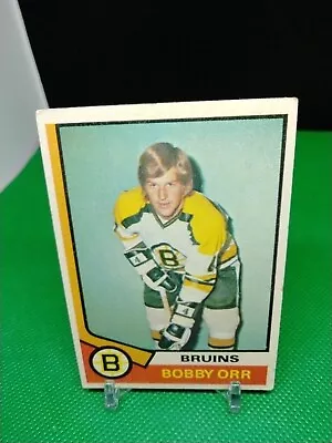 1974 Topps #100 Bobby Orr  Boston Bruins • $24.99