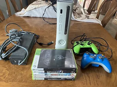 $50 • Buy Xbox 360 Bundle Disc Tray Wont Open Normally *works*