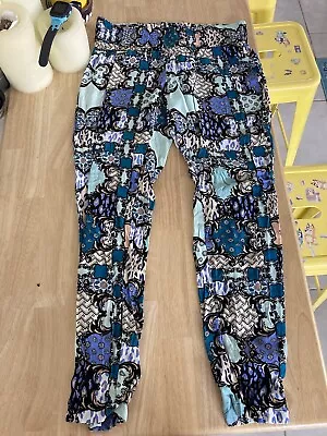 Tigerlily Pants Size 8 Elastic Waist • $20