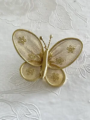 Vintage Gold Tone Brooch Pendant With Netted Mesh Winged Butterfly Jewelry Theme • $13.57