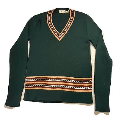 Vintage B.Altman & Co. - Fifth Avenue Green V Neck Acrylic Sweater Sz L Italy • $39.99