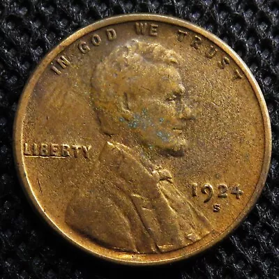 1924-s Lincoln Wheat Cent. Nice Better Date • $4