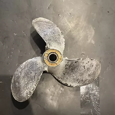 Evinrude 25hp 2 Stroke Outboard Aluminum Propeller 9 X 10P Pitch 315084 • $20