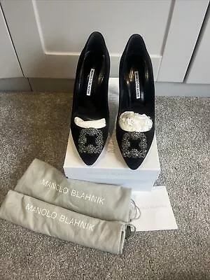 Manolo Blahnik 39 Hangisi Black Velvet • £375