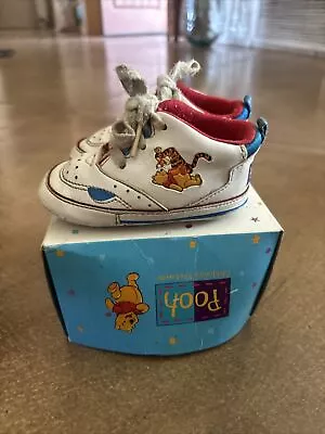 Vintage Winnie The Pooh Toddler Soft Sole Shoes Size 3 Disney Pooh & Tiger 90s • $8.95