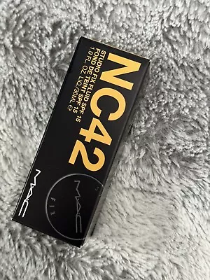 MAC Cosmetics - Studio Fix Fluid SPF 15 Foundation - NC42 - 30ml - Genuine • £30