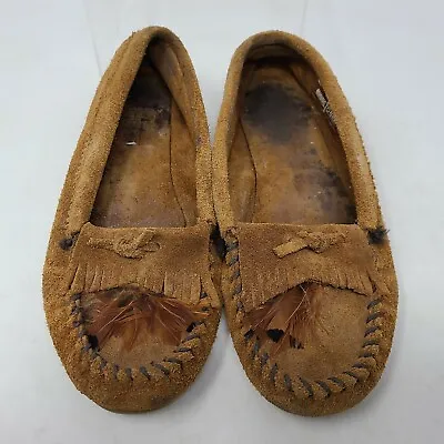 Womens Moccasin Minnetonka Feather Brown Leather Size 8  • $16.29