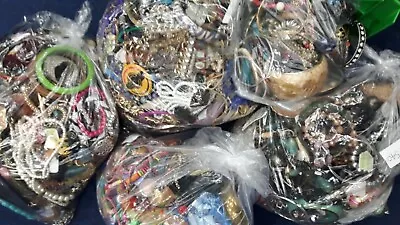 £16.99 • Buy Joblot Mixed Costume Jewellery 2kg Kilo Bundle Everyone Different Craft Beading