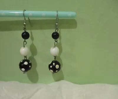 £9.84 • Buy 60s/70s Black And White Polka Dot Earrings