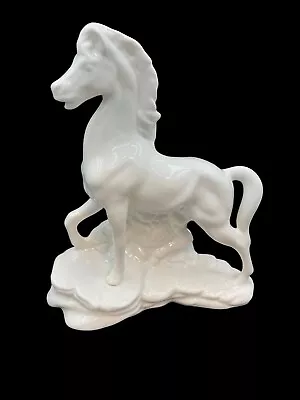 Vintage MCM Maddox Of California White Horse Stallion TV Lamp *Crack • $15