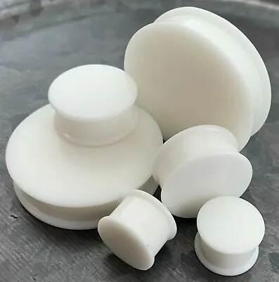 PAIR White Solid Silicone Plugs Double Flare Tunnels Earlet Gauges Up To 2 Inch! • $11.95