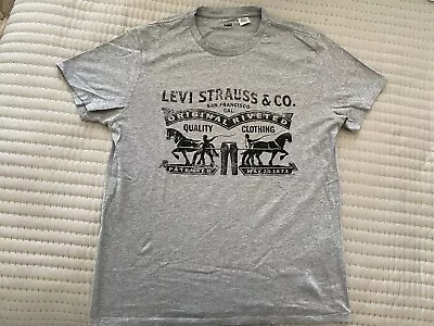 Levi's Mens Strauss & Co Vintage T Shirt 80s Style Crewneck Short Sleeve Tee Top • £4.99