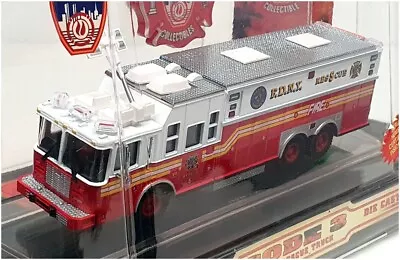 Code 3 1/64 Scale 12701 - Saulsbury Heavy Rescue Fire Truck FDNY Rescue 5 • £89.99